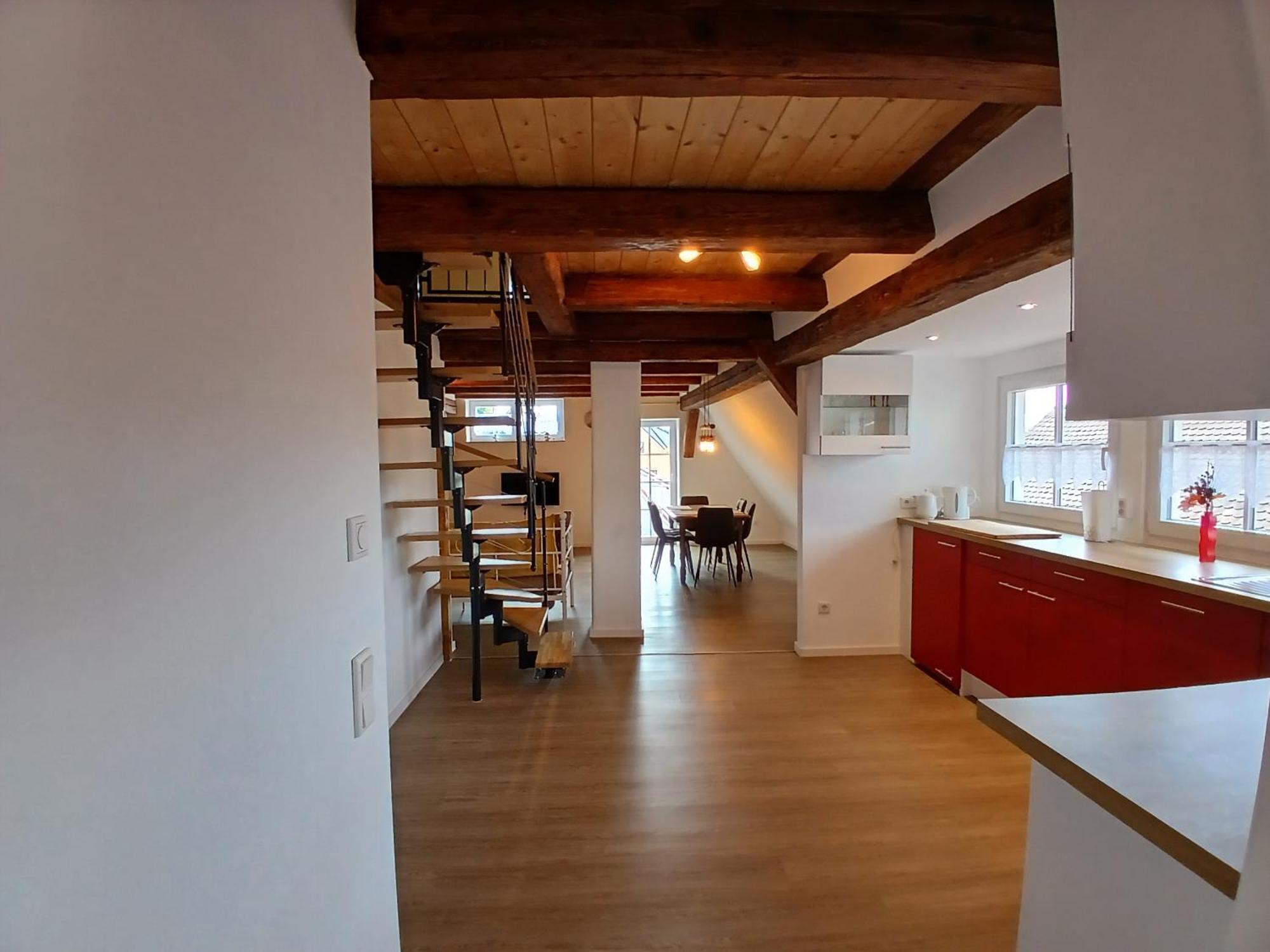 Ornela Apartment *